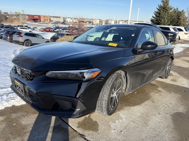 2024 Honda Civic Hatchback LX's photo