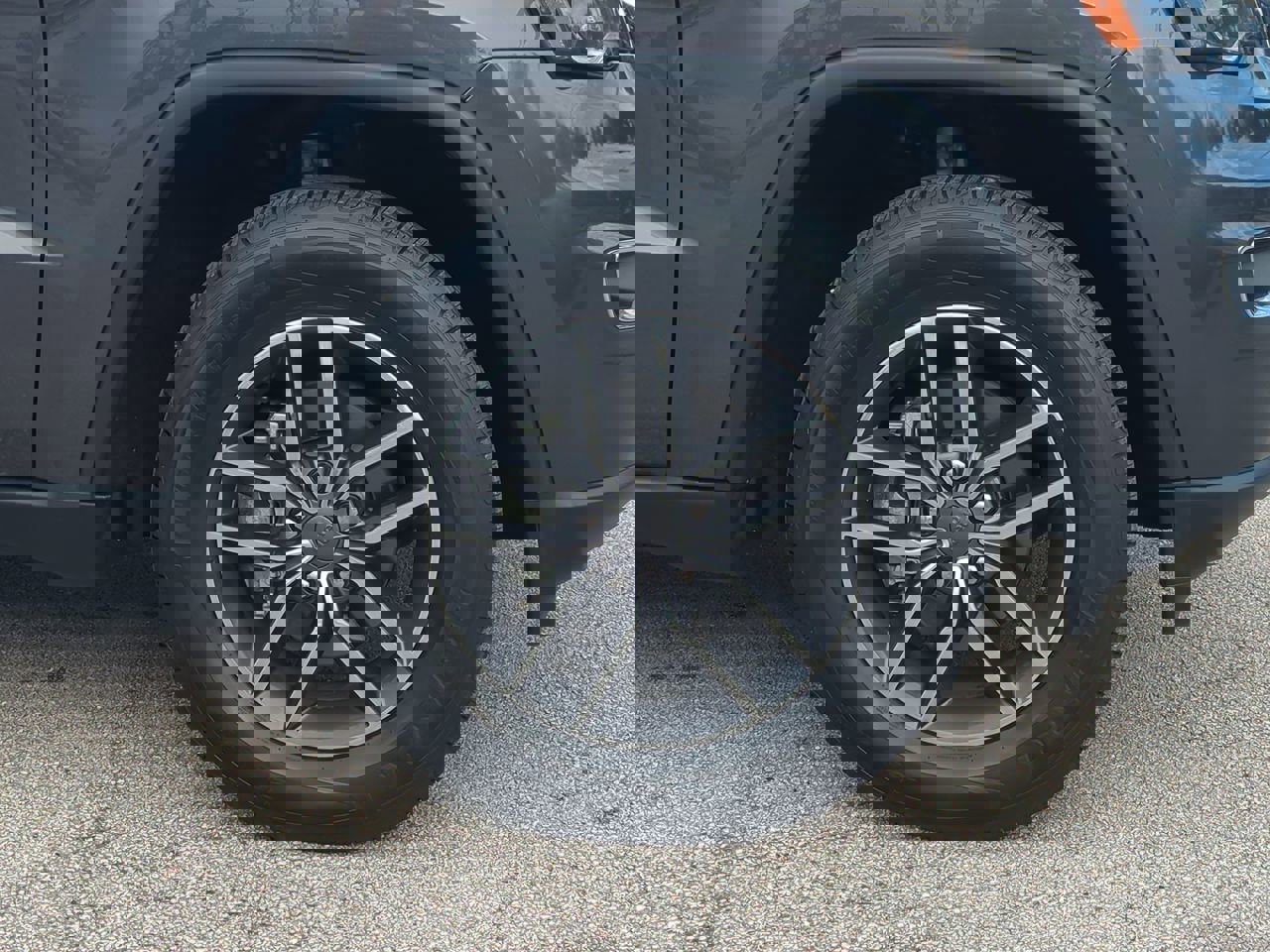 2019 Jeep Grand Cherokee Limited photo 9