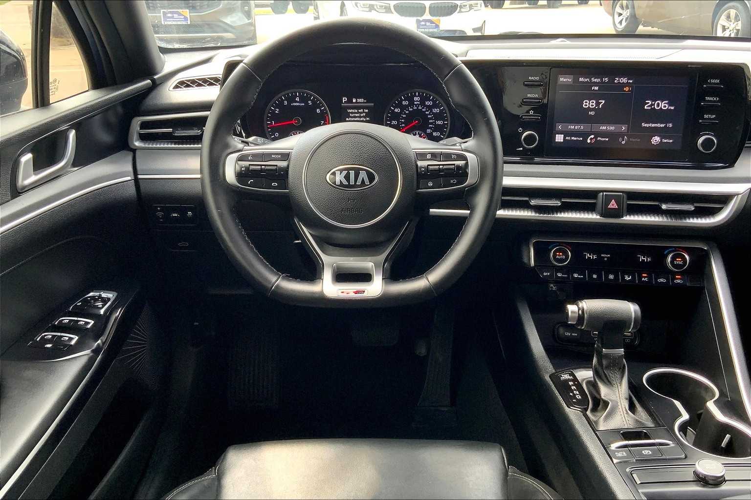 2021 Kia K5 GT-Line photo 5