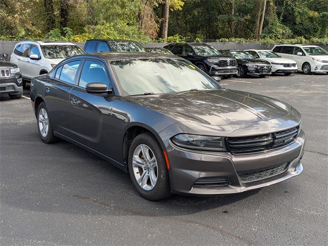 2022 Dodge Charger SXT photo 4
