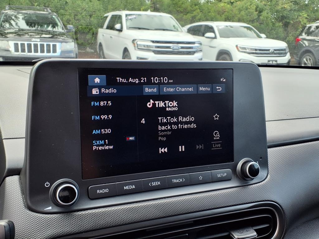 2023 Hyundai Kona SEL photo 7
