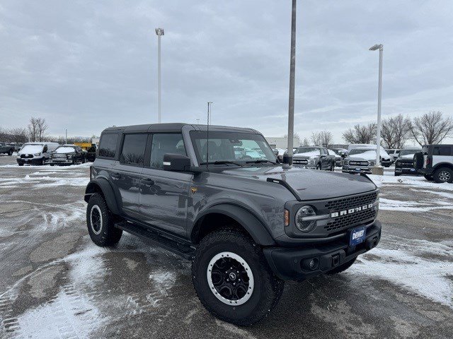 2023 Ford Bronco 4-Door Badlands's photo