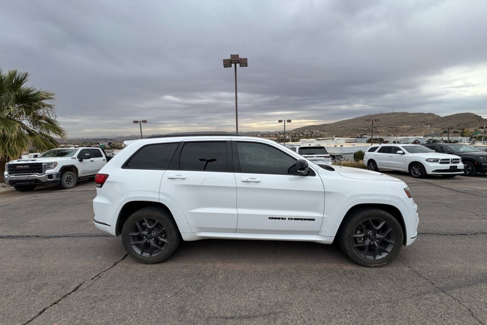 2019 Jeep Grand Cherokee Limited X photo 3