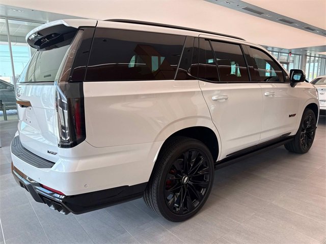 2025 Cadillac Escalade V-Series photo 5