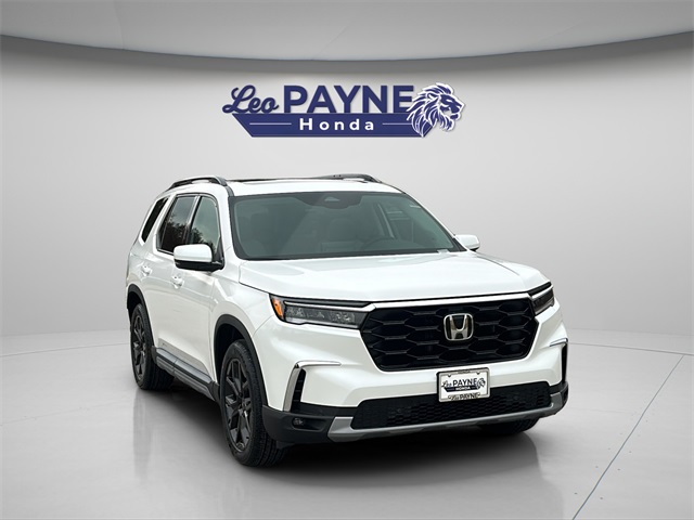 2025 Honda Pilot Touring's photo