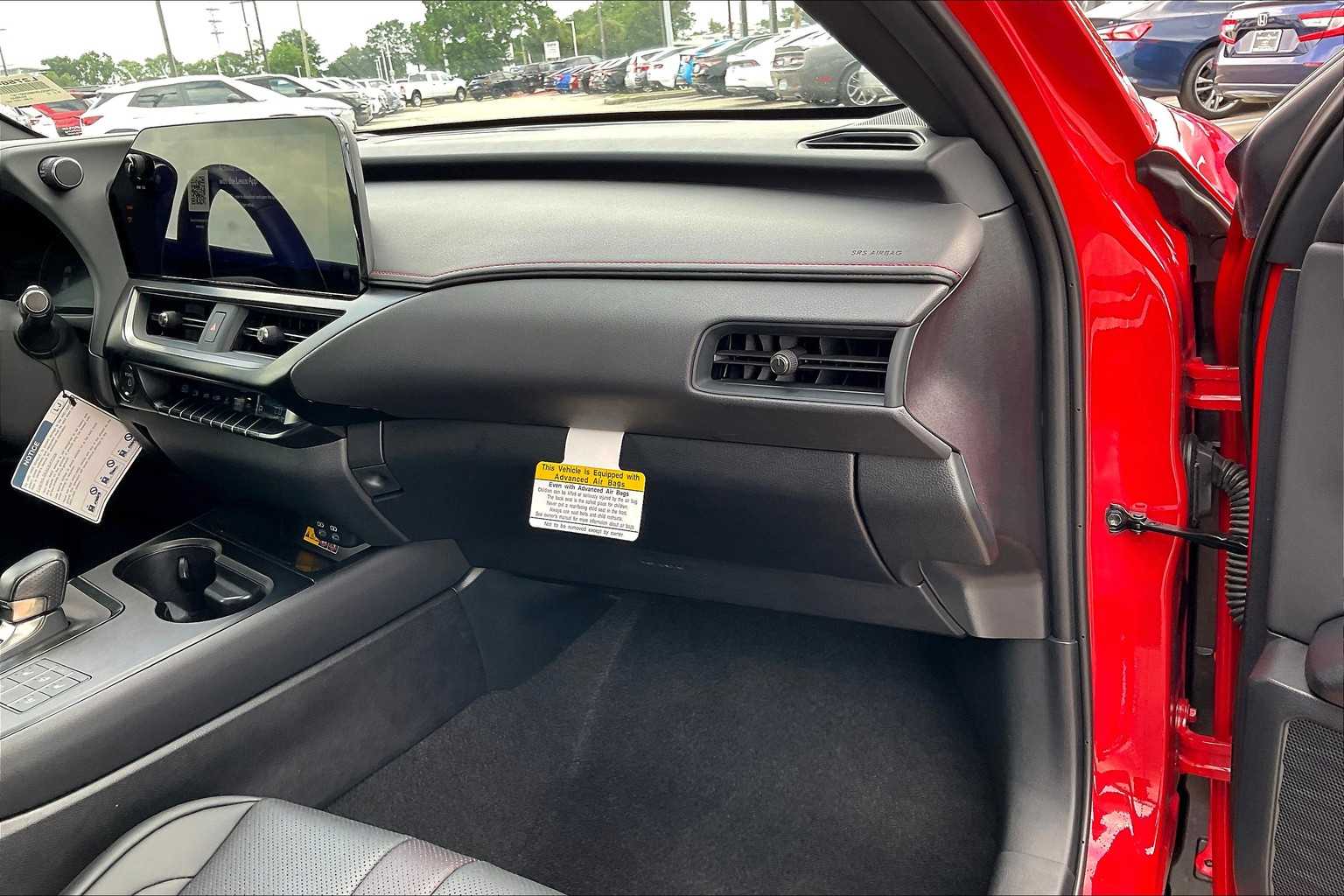 2025 Lexus UX F SPORT Handling photo 18