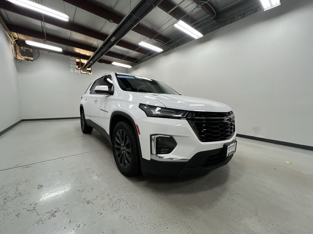 2022 Chevrolet Traverse RS photo 2