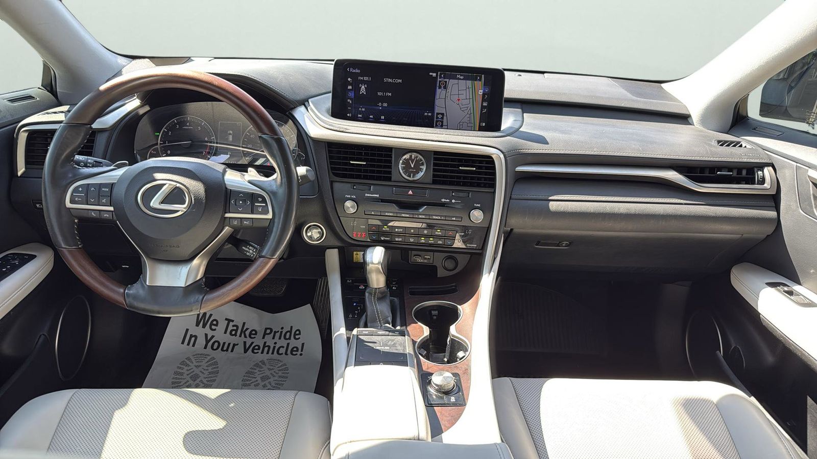 2022 Lexus RX 350 photo 22