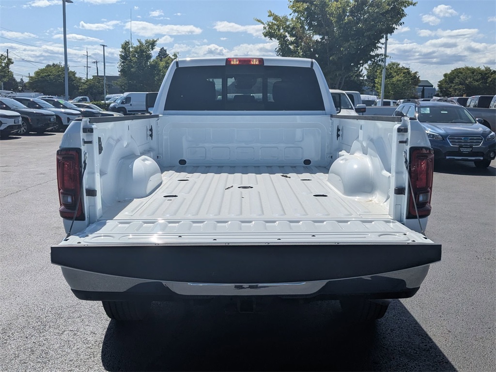 2025 Ram 3500 Tradesman photo 24