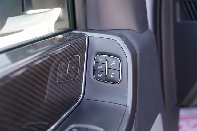 2025 FORD F-150 - Image 36