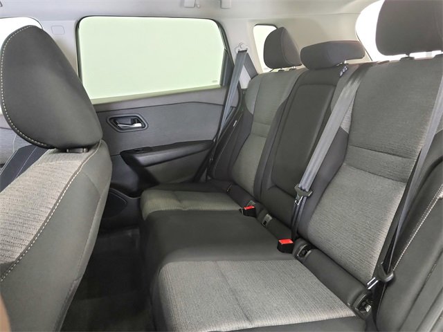2023 Nissan Rogue SV photo 21
