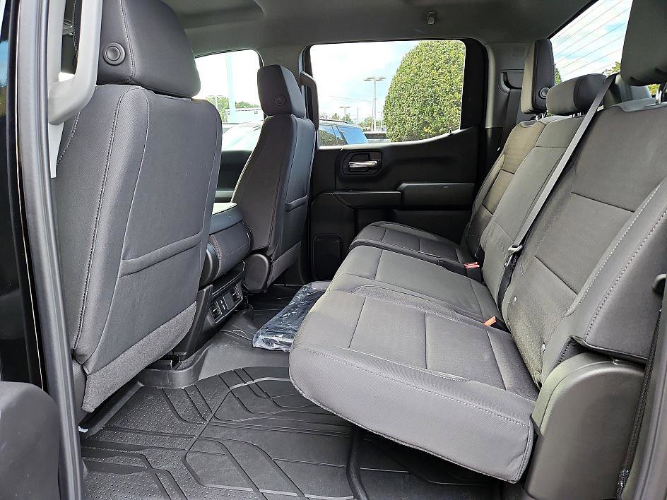 2026 Chevrolet Silverado 1500 Custom photo 10