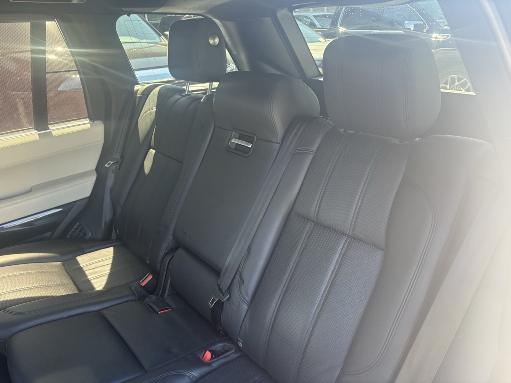 2017 Land Rover Range Rover Supercharged LWB photo 8
