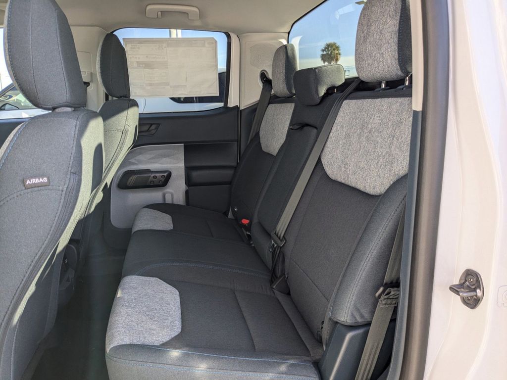 2025 Ford Maverick XLT photo 13
