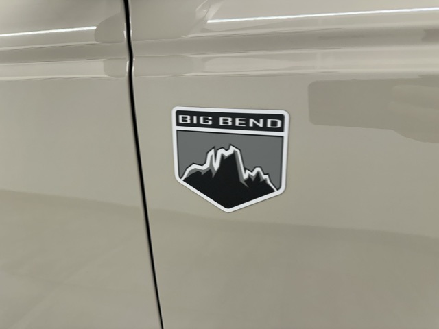 2025 Ford Bronco Big Bend photo 6