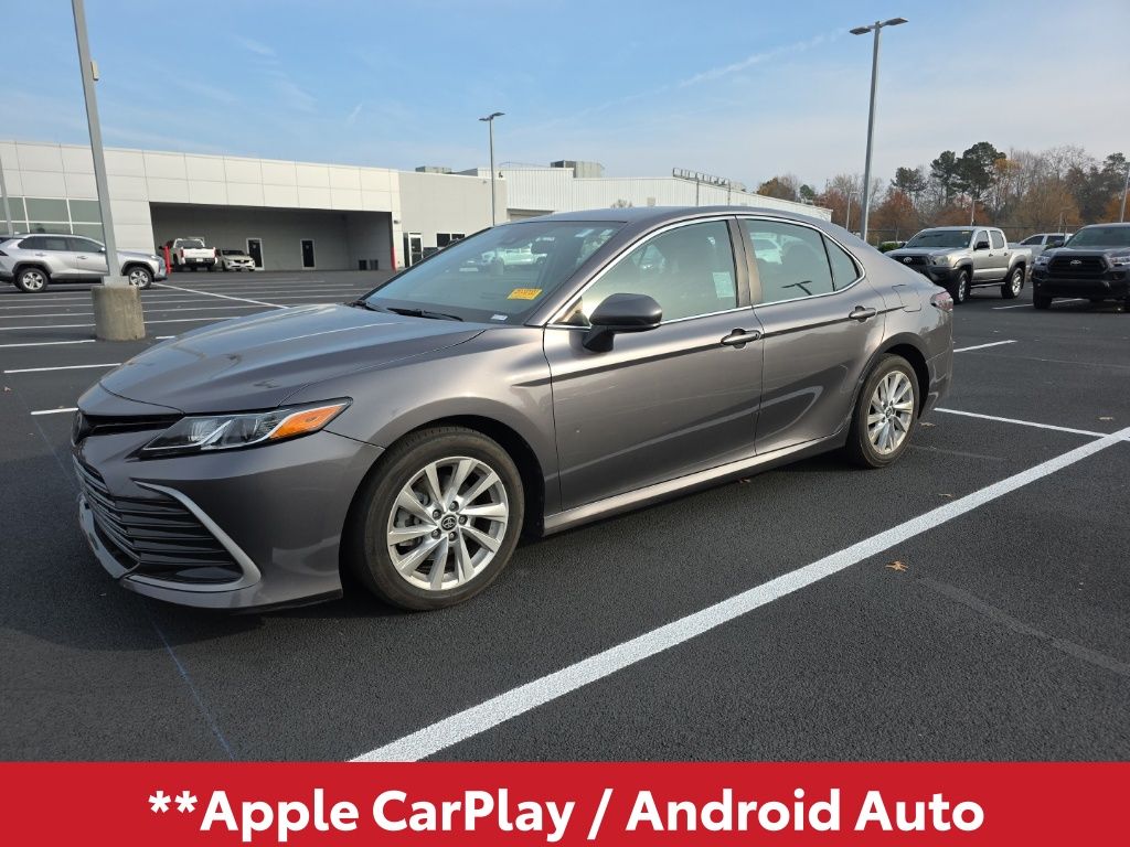 2023 Toyota Camry LE photo 2