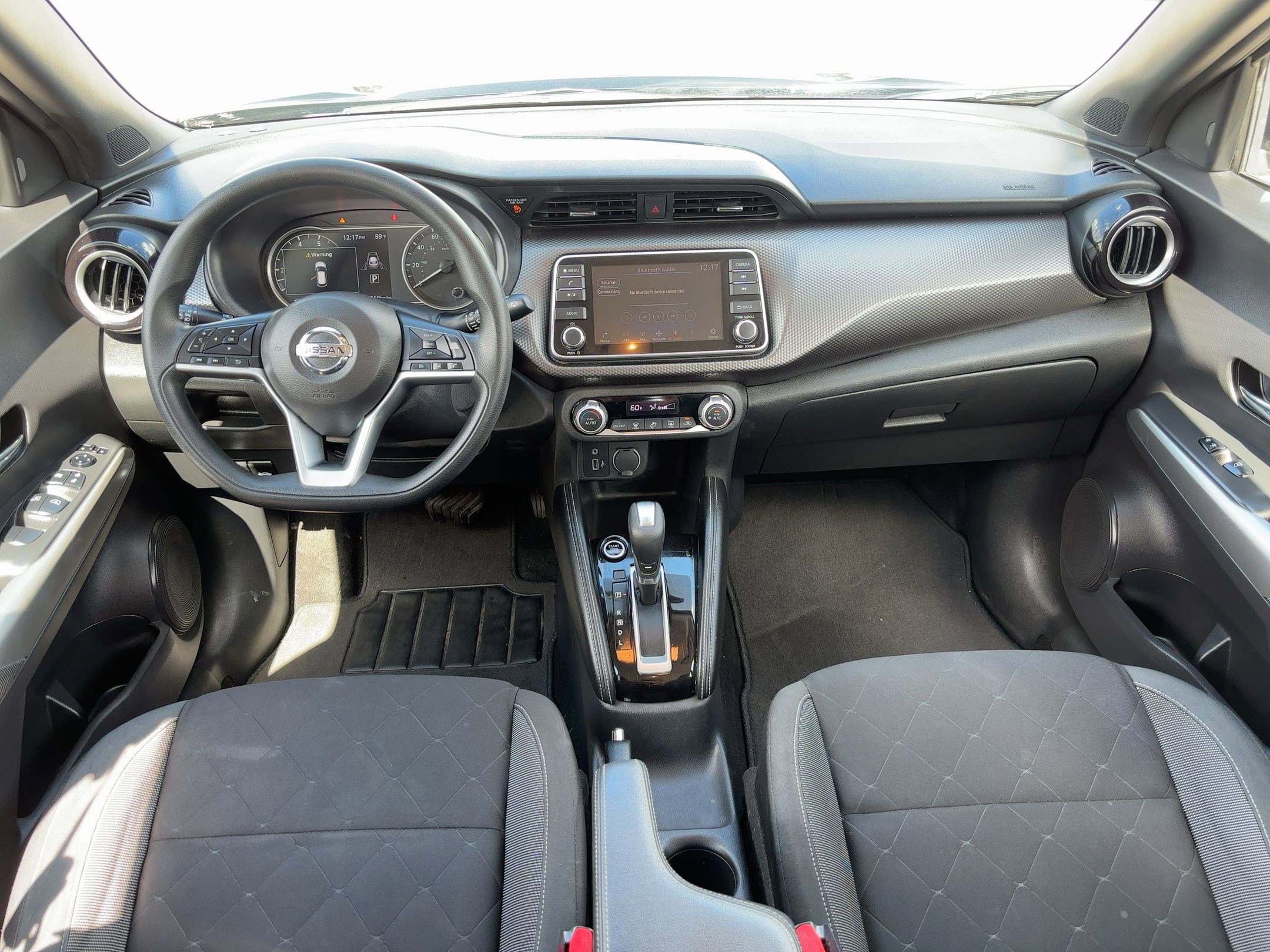 2020 Nissan Kicks SV photo 15