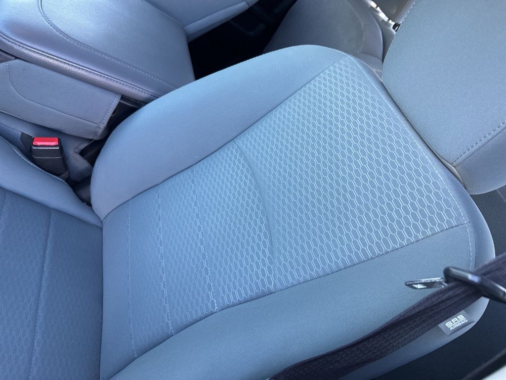 2017 Ram 1500 Tradesman photo 3