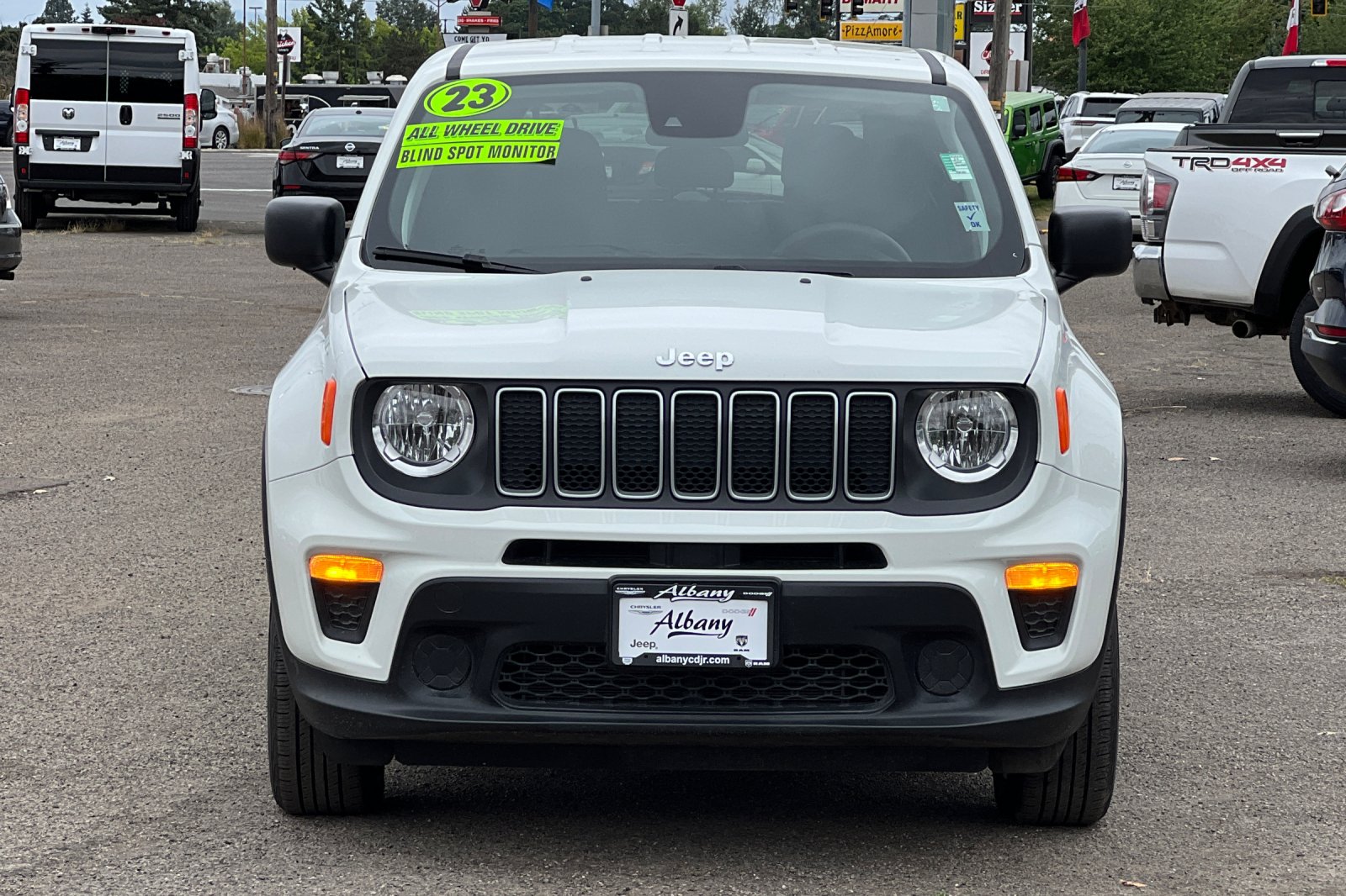 2023 Jeep Renegade Latitude Upland photo 5