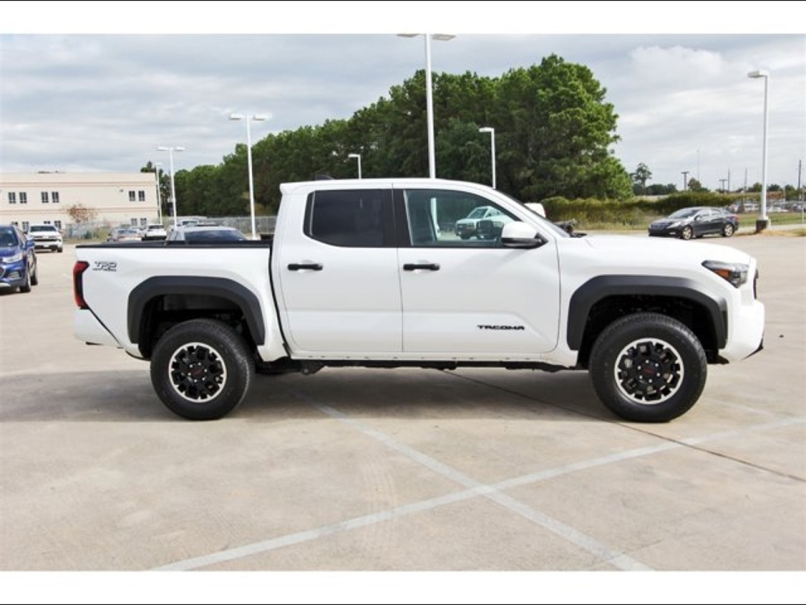 2025 Toyota Tacoma 4WD TRD Sport - 6