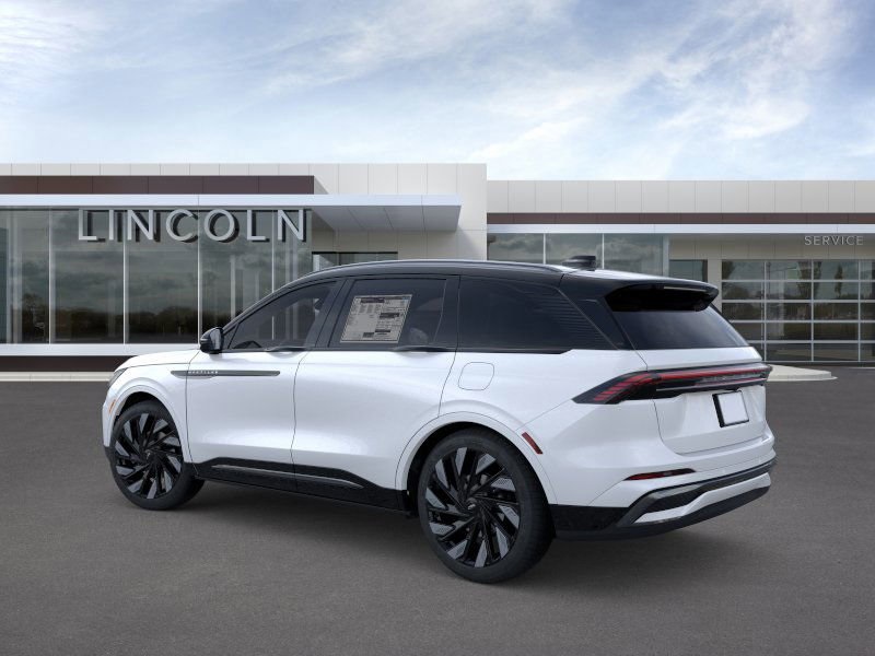 2025 Lincoln Nautilus Reserve photo 4