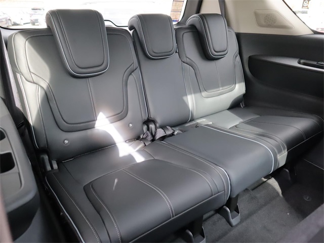 2025 Infiniti QX80 Sensory photo 18