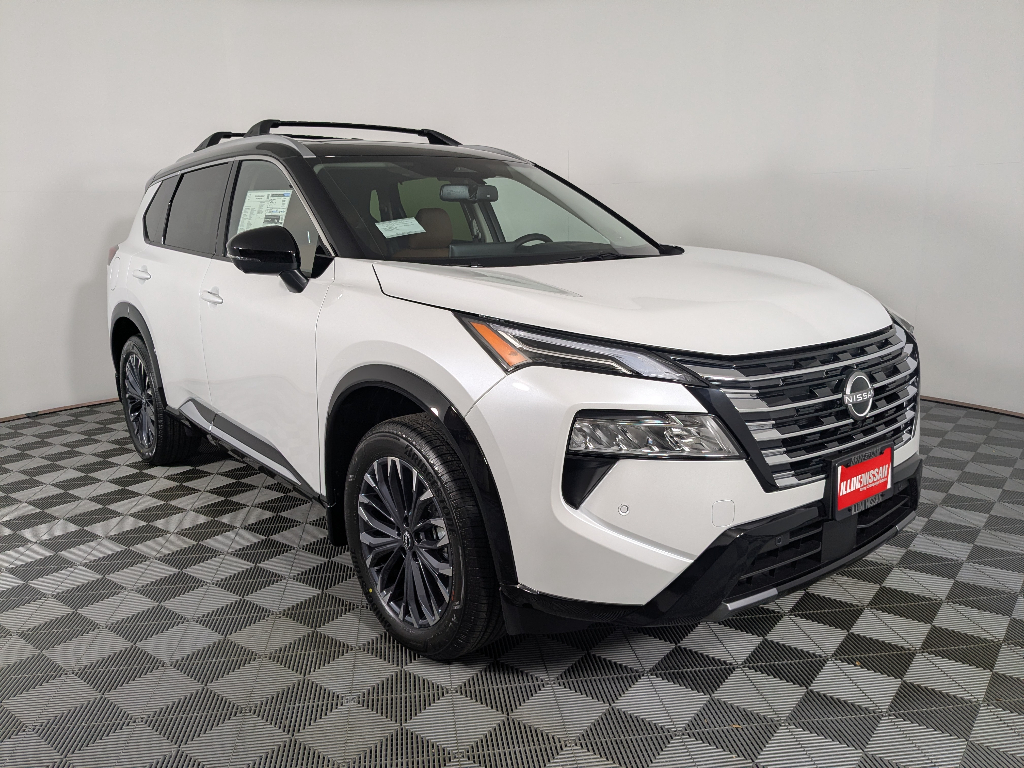 2026 Nissan Rogue Platinum's photo