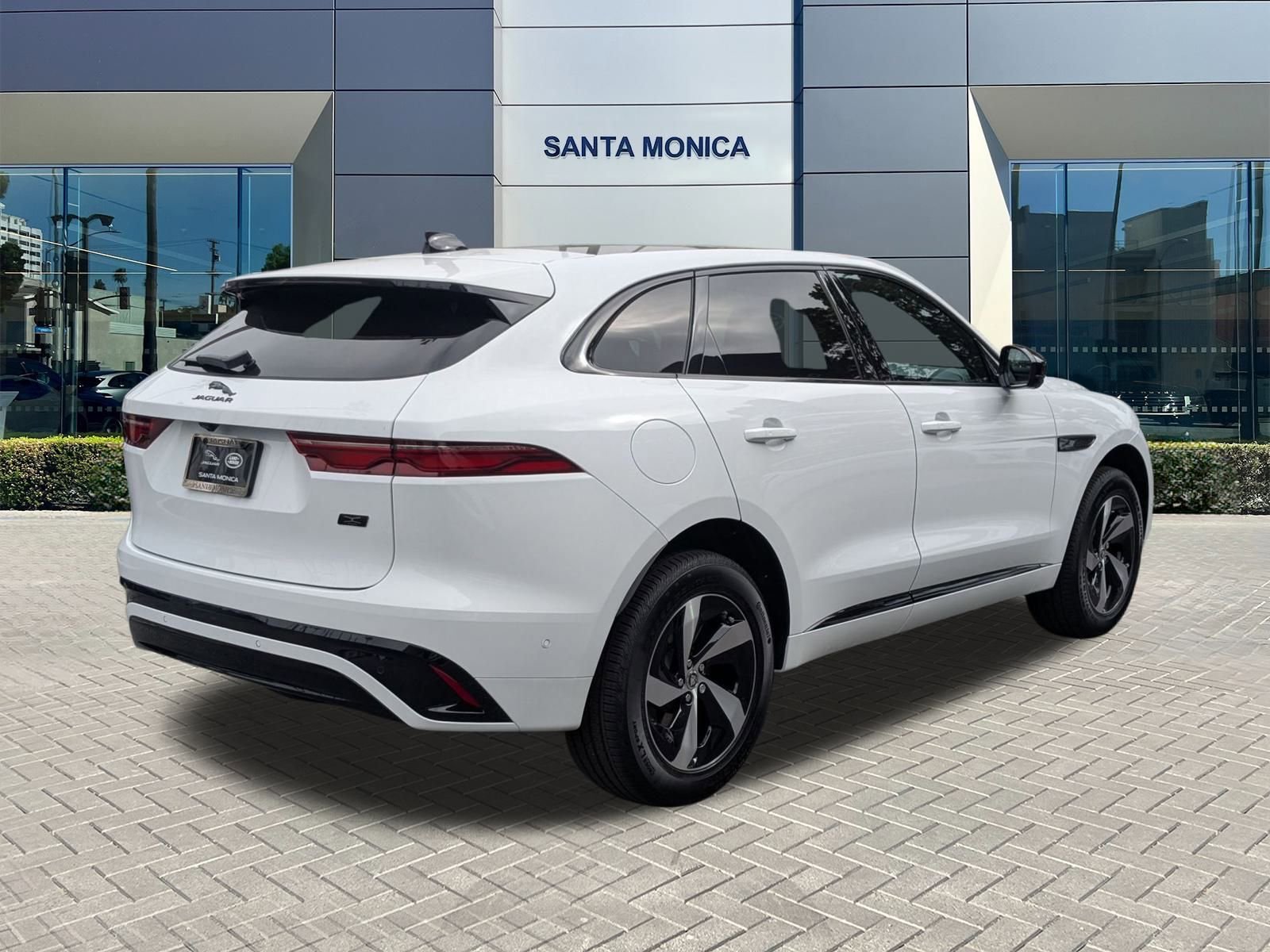 2026 Jaguar F-PACE P250 R-Dynamic S photo 2