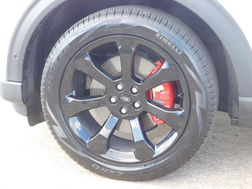 2021 Ford Explorer ST photo 2