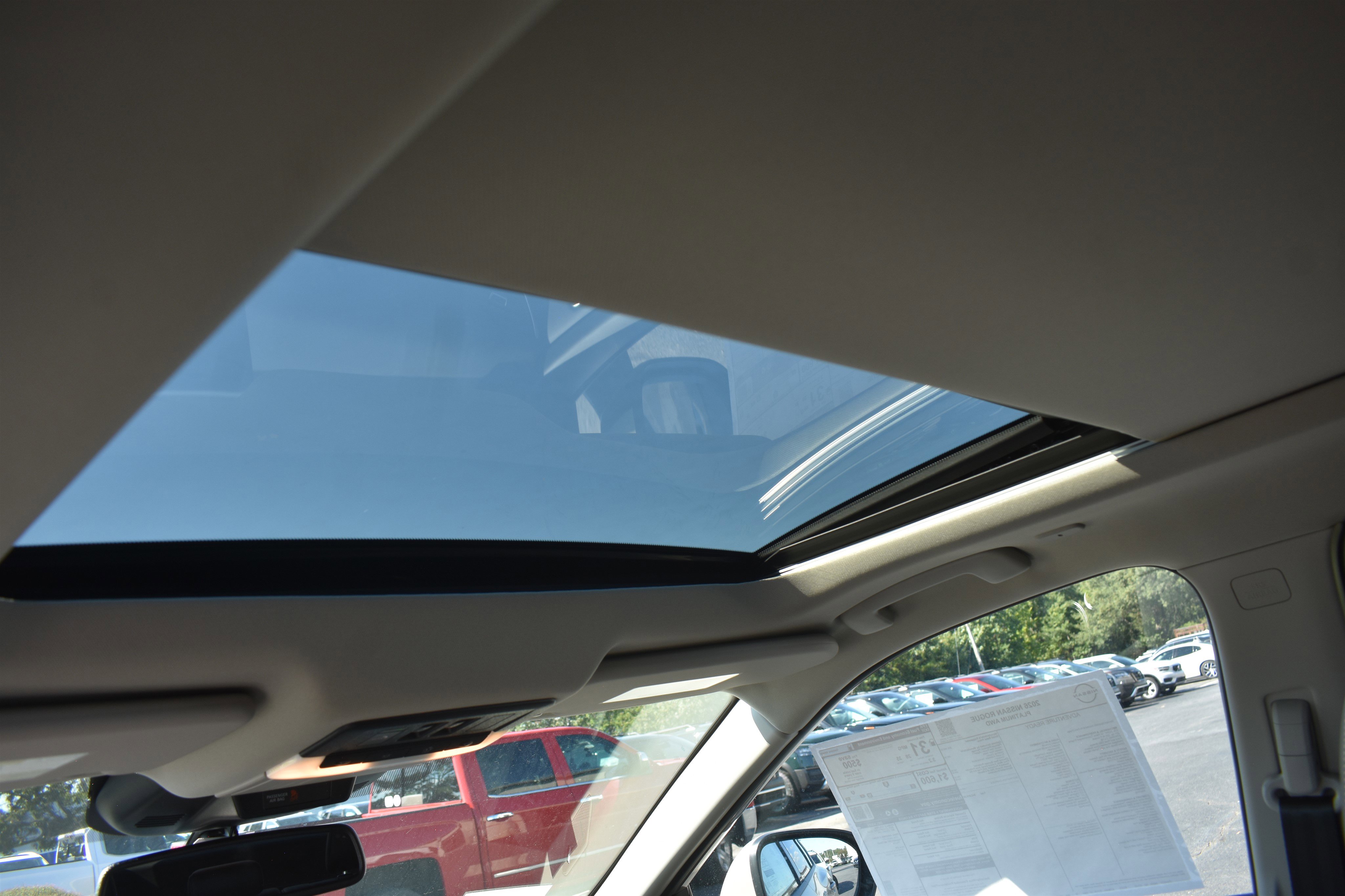 2026 Nissan Rogue Platinum photo 8