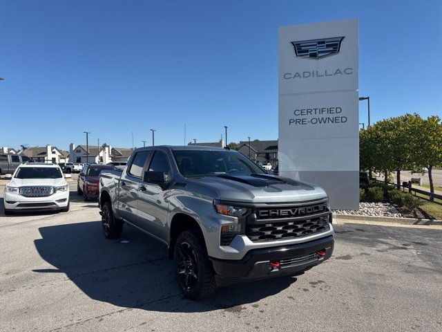 2024 Chevrolet Silverado 1500 Custom Trail Boss photo 3