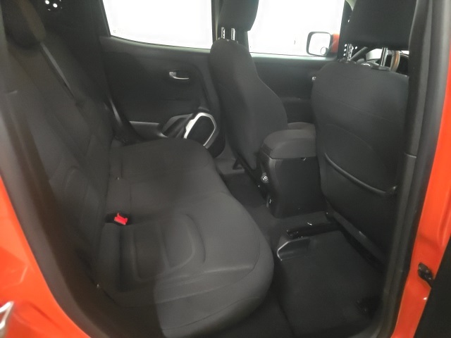 2019 Jeep Renegade Latitude North Edition photo 6