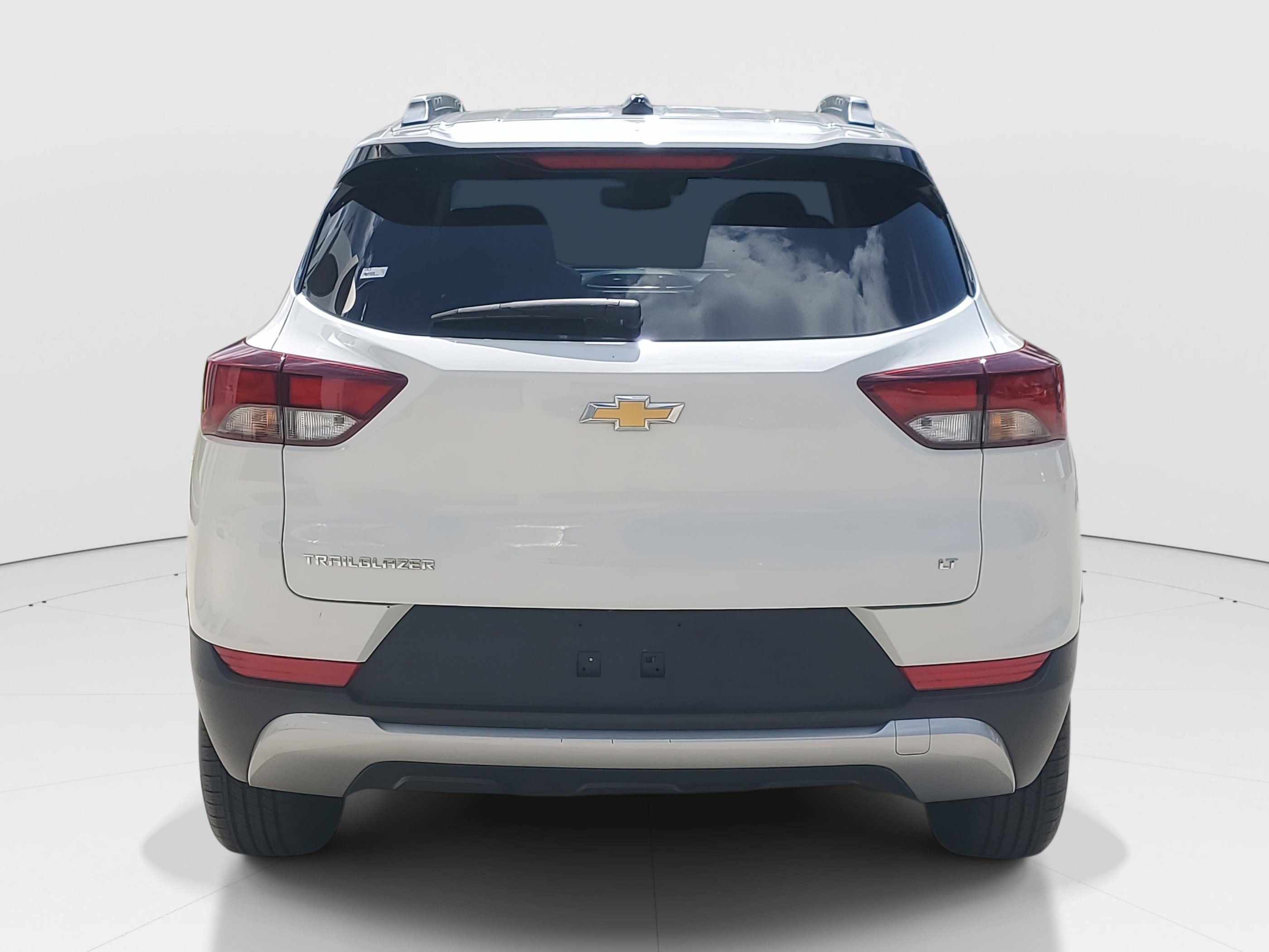 2022 Chevrolet Trailblazer LT photo 3