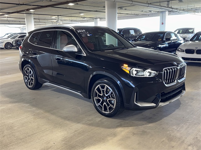 2024 BMW X1 28i's photo