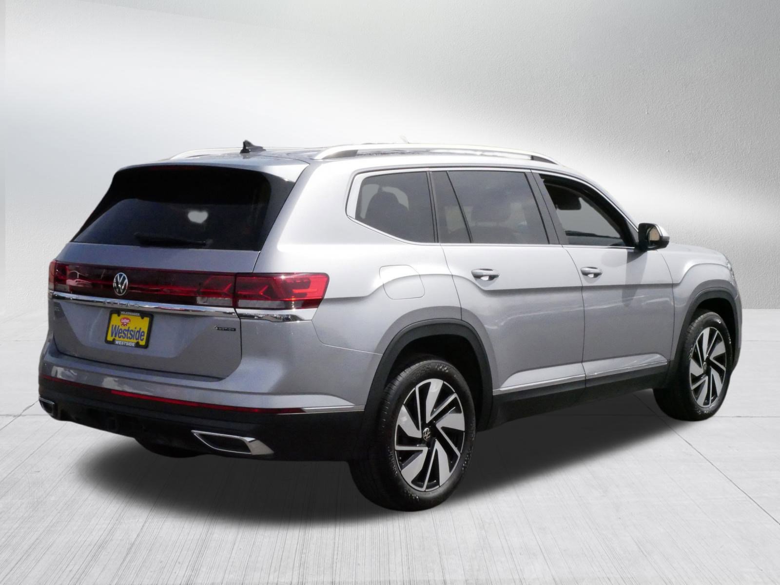 2024 Volkswagen Atlas SE photo 7