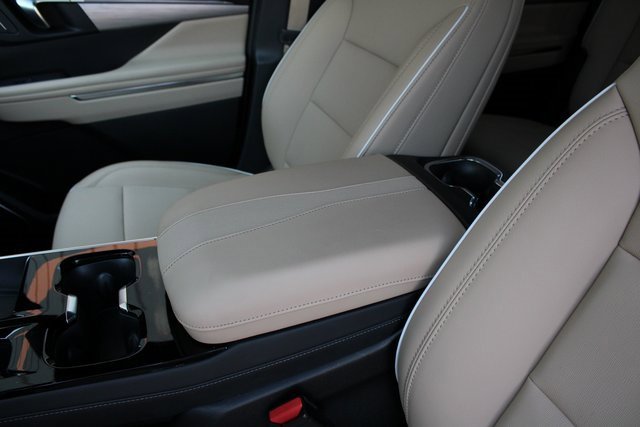 2025 Buick Enclave Preferred photo 7