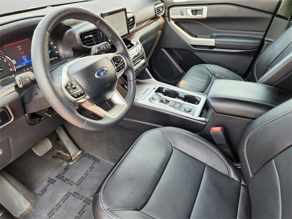 2024 Ford Explorer Limited photo 5
