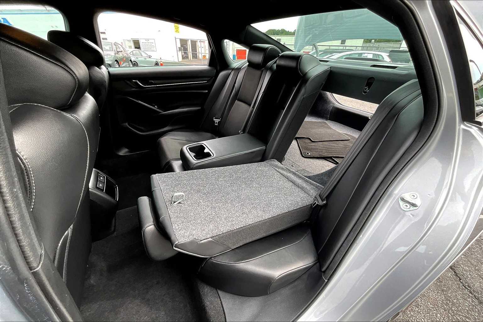2022 Honda Accord Sport photo 19