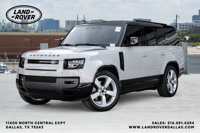 2026 Land Rover Defender X-Dynamic SE's photo