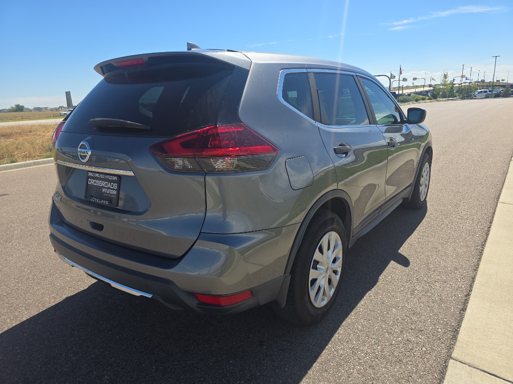 2020 Nissan Rogue S photo 5
