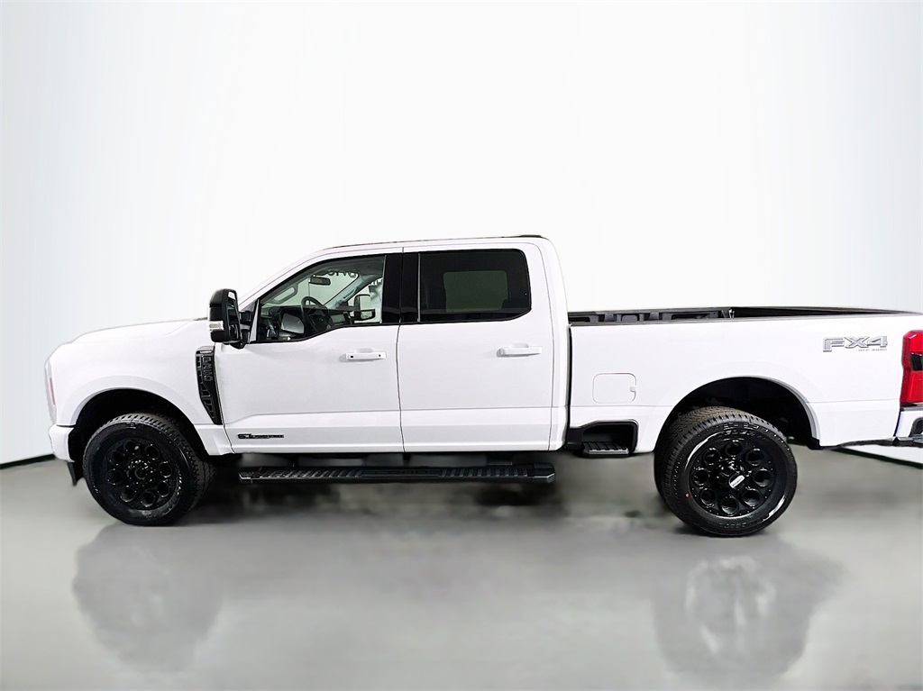 2025 Ford F-350 Lariat photo 6