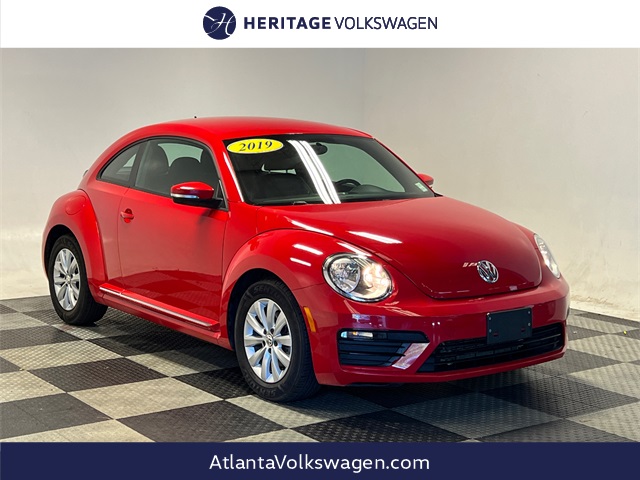 2019 Volkswagen Beetle S's photo