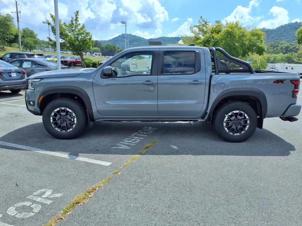 2025 Nissan Frontier Crew Cab PRO-4X photo 7
