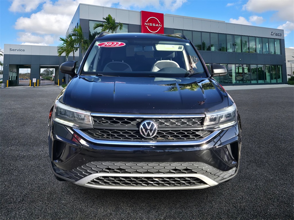 Used 2022 Volkswagen Taos S with VIN 3VVCX7B26NM007122 for sale in Delray Beach, FL