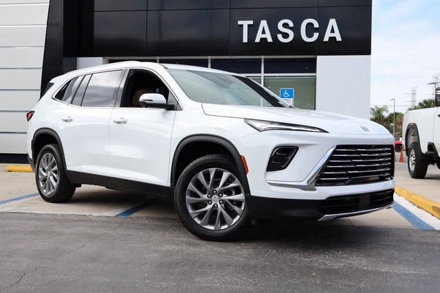 2026 Buick Enclave Preferred's photo