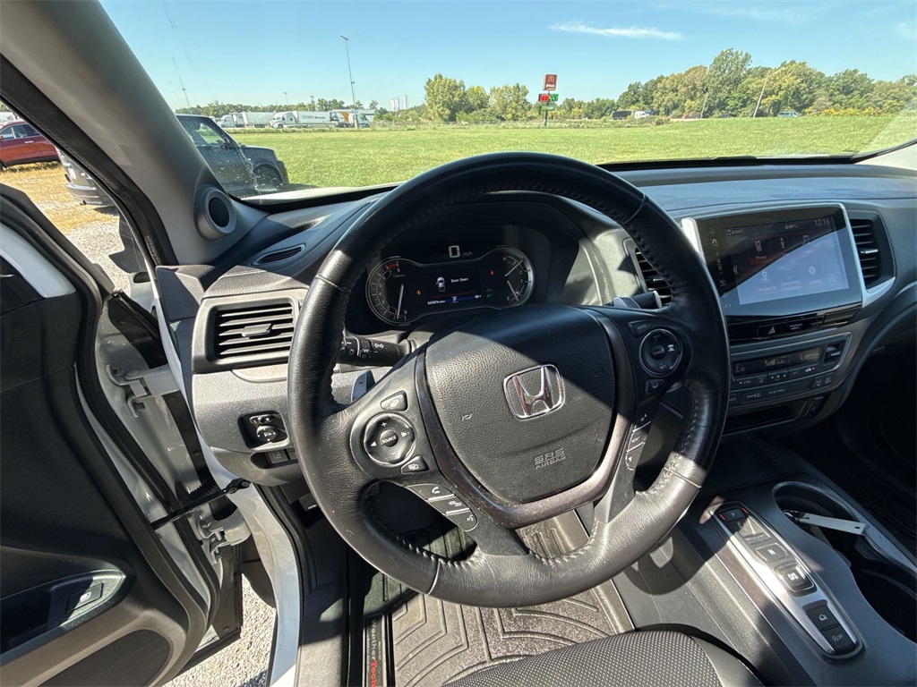 2020 Honda Ridgeline RTL photo 10
