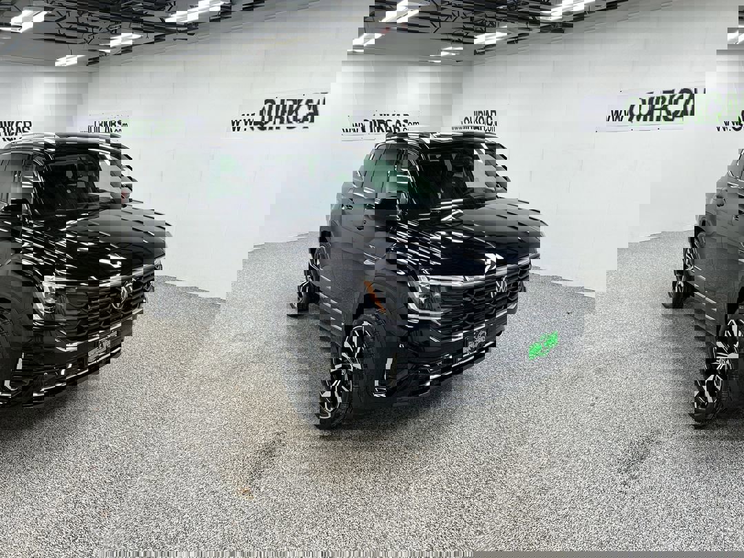 2026 Volkswagen Atlas SEL Premium R-Line's photo