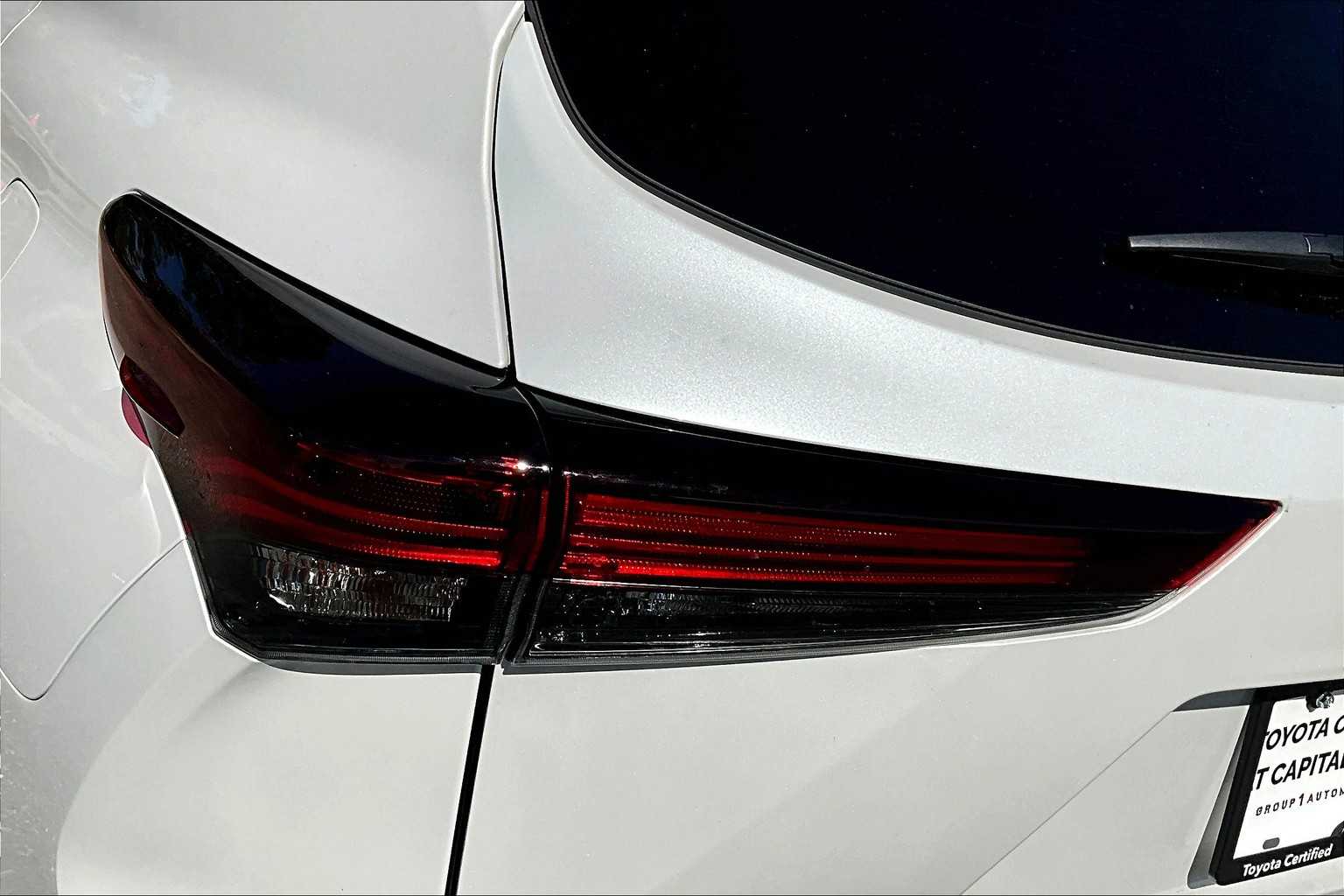 2024 Toyota Highlander Limited photo 28