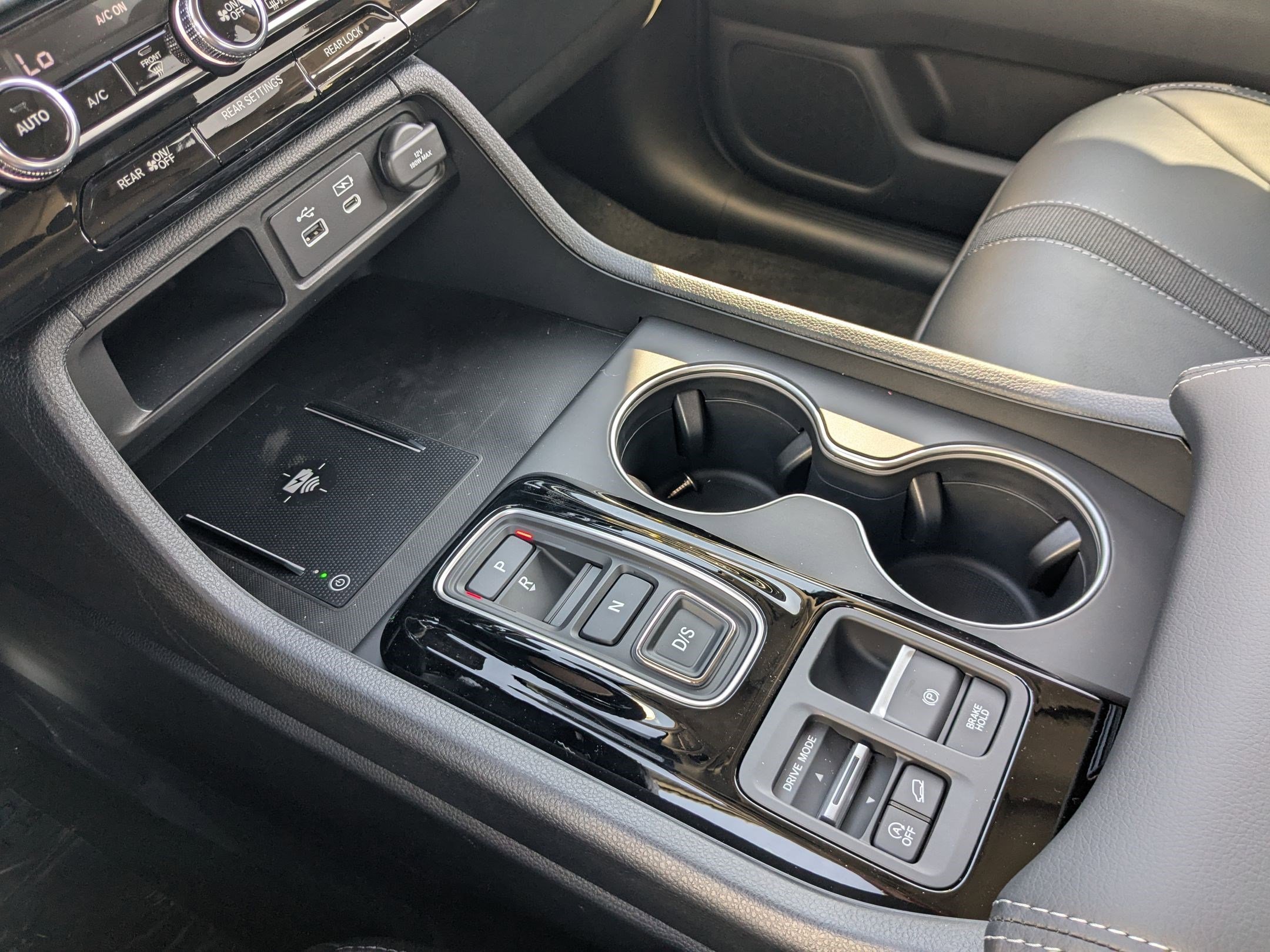 2025 Honda Pilot Touring photo 13