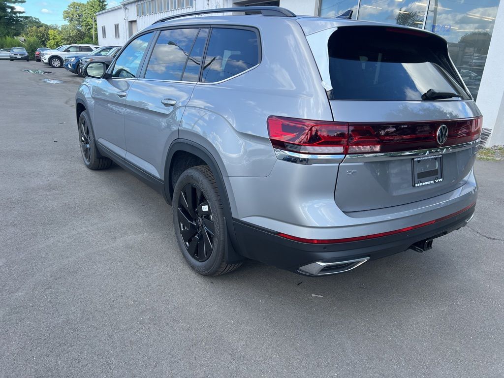 2026 Volkswagen Atlas SE Technology photo 12